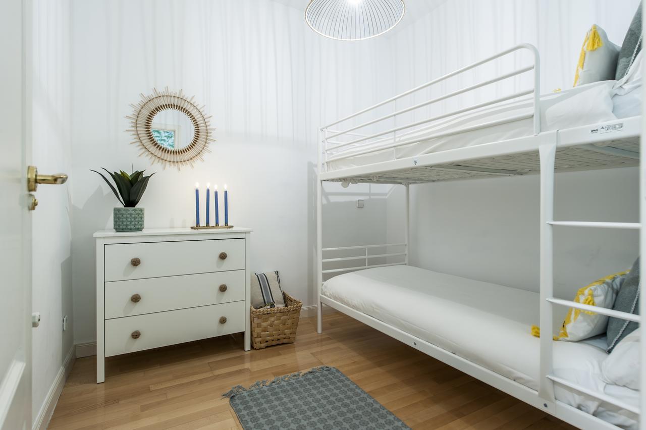 Moncloa II Apartment Madrid Bagian luar foto