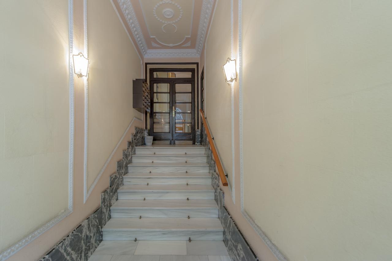 Moncloa II Apartment Madrid Bagian luar foto